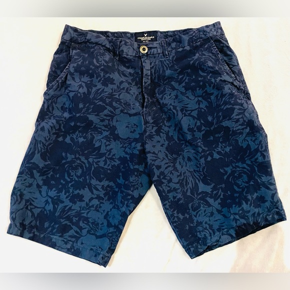 American Eagle Men’s Size 31 Blue Floral Chino Shorts Cotton Beach Preppy Flat - Picture 4 of 9